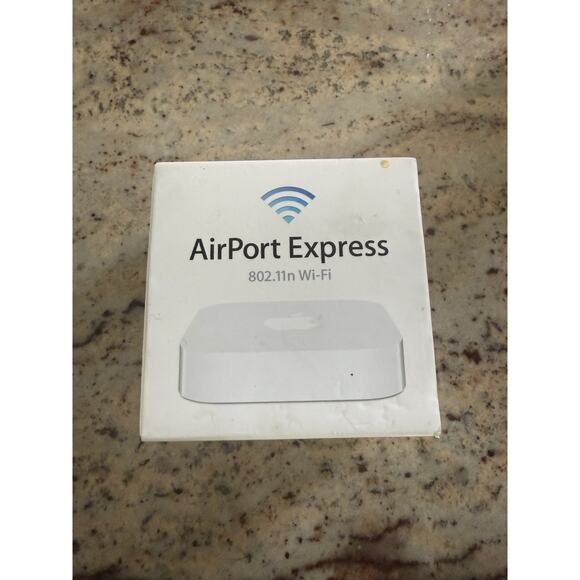 Apple AirPort Express Wireless Base Station A1392 MC414LL/A Router WORKS - Picture 1 of 9